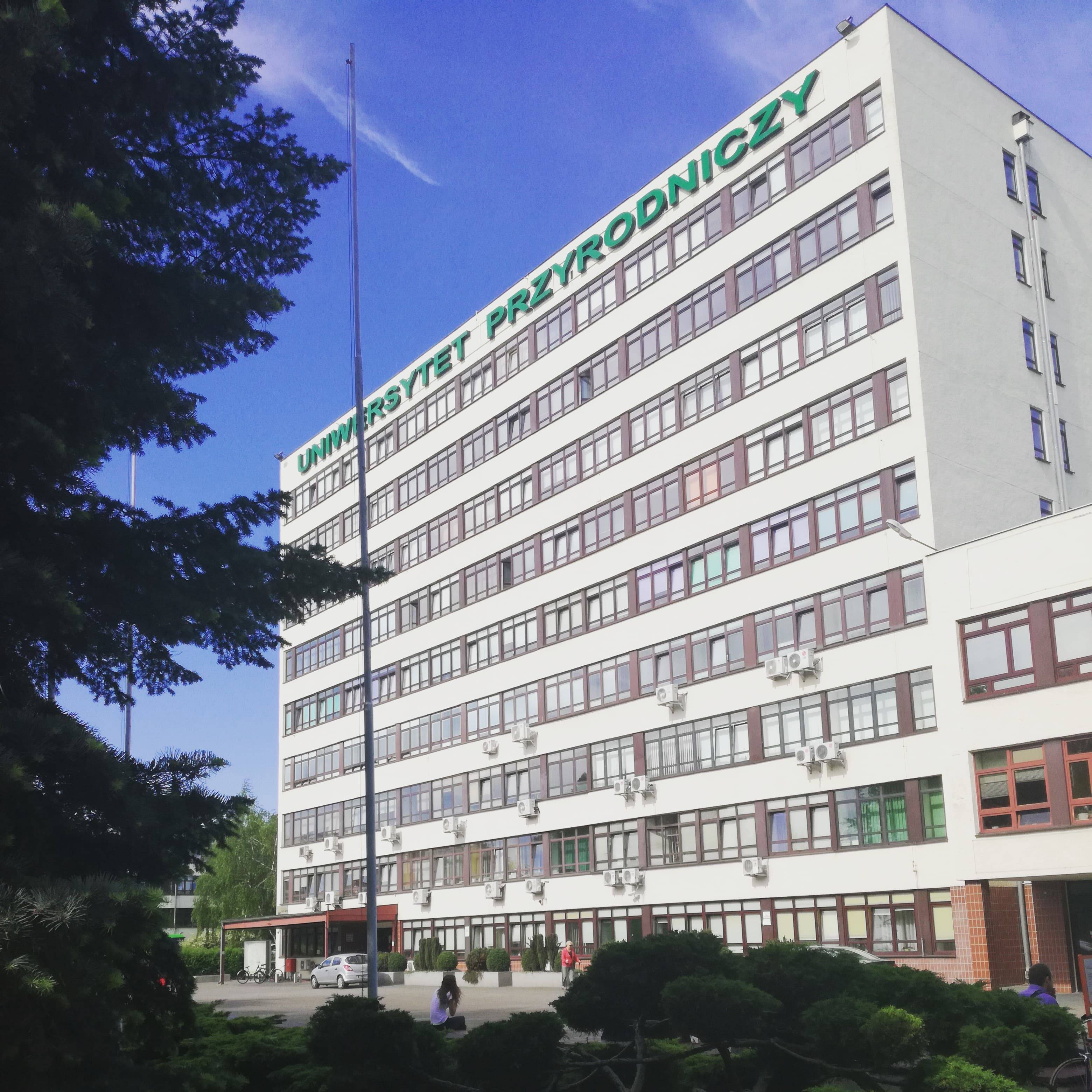 Skandal na Uniwersytecie Przyrodniczym. Dziekan miał molestować studentki