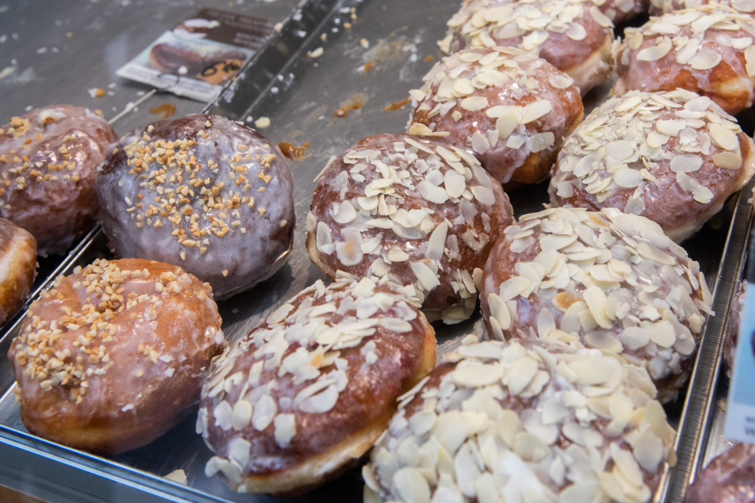 Tłusty czwartek w Poznaniu. Kolejki przed cukierniami