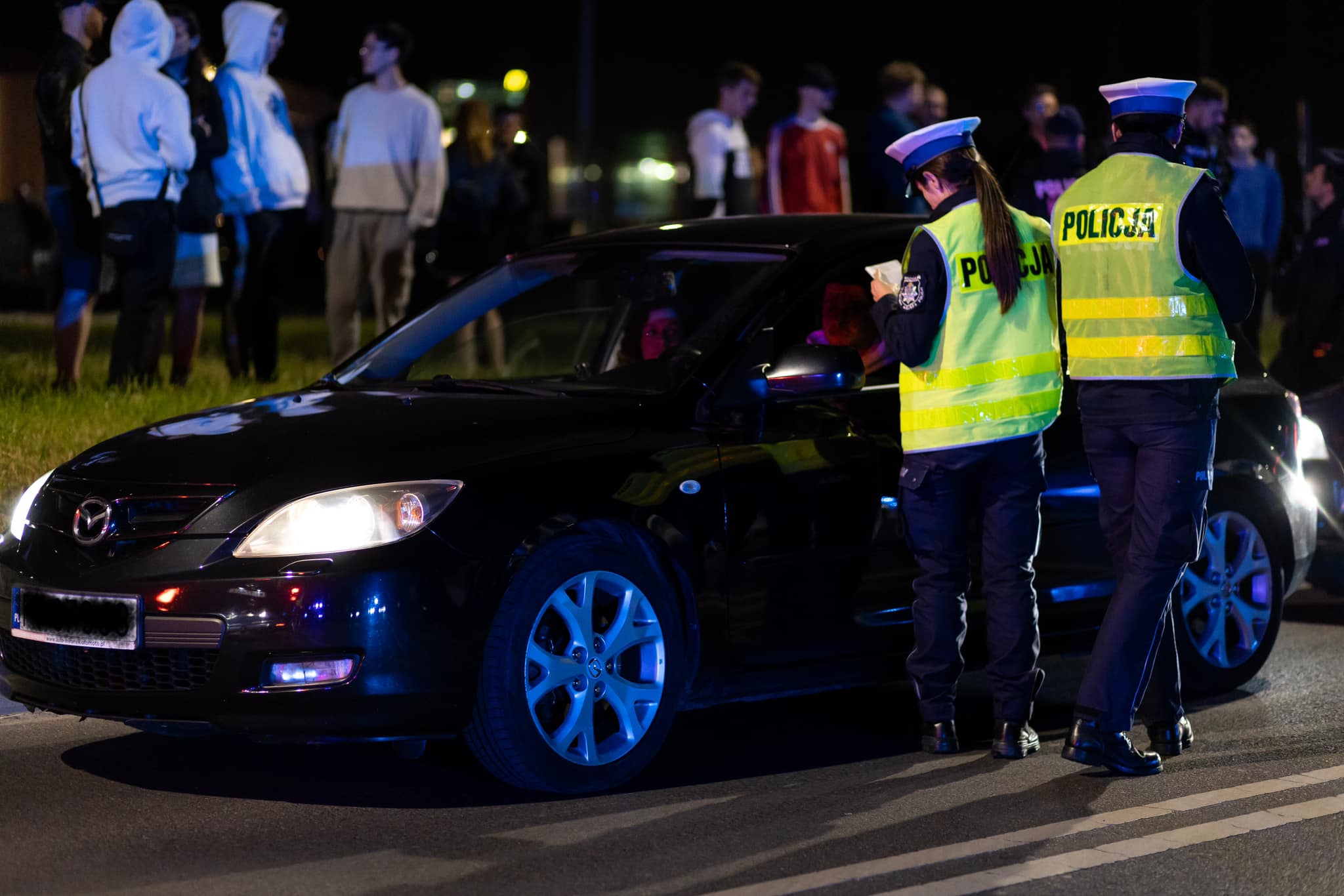 Poznańscy policjanci zatrzymali 140 dowodów rejestracyjnych