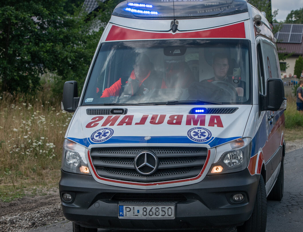 Tragiczny wypadek na Lechickiej. 21-latka potrącona na pasach nie żyje