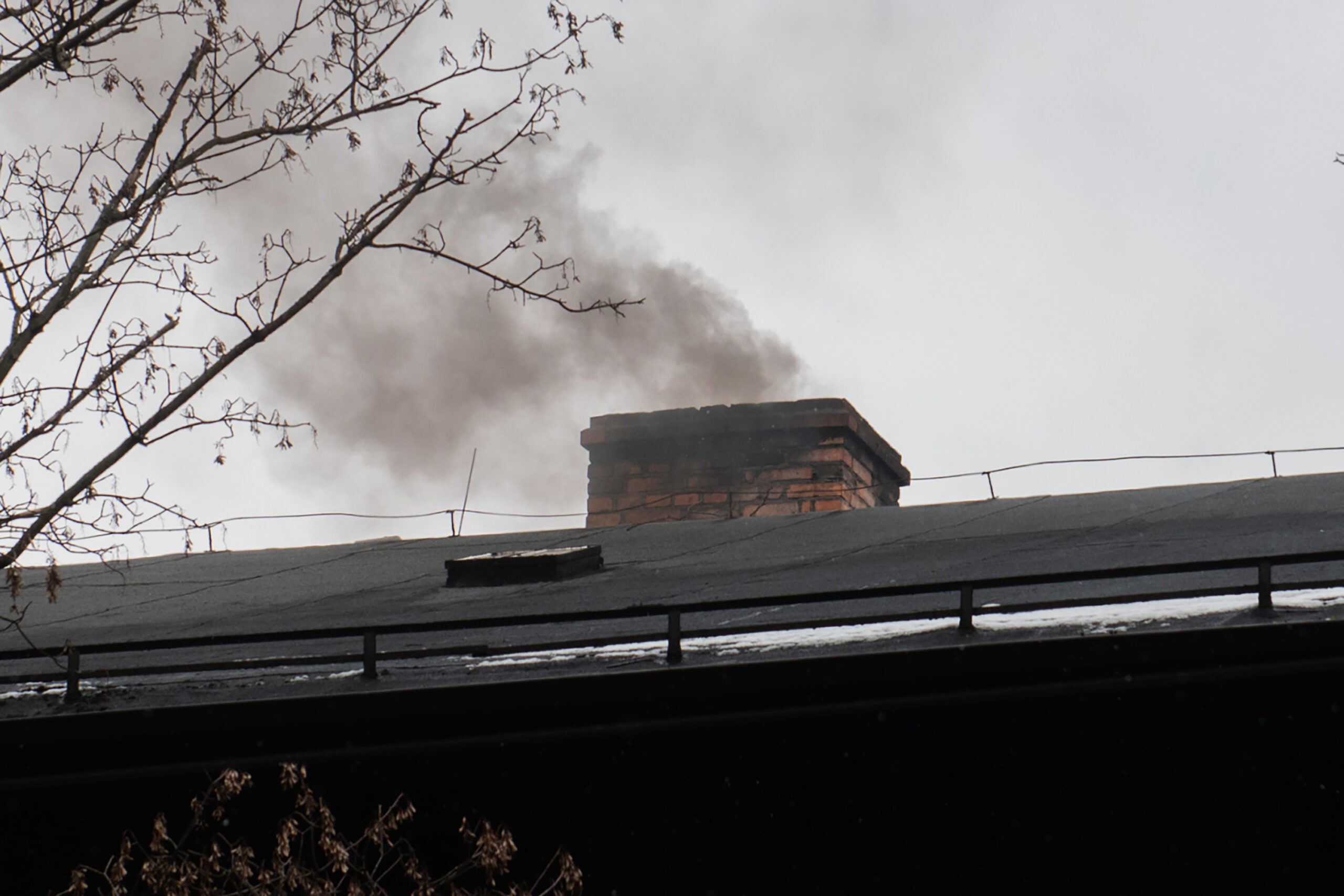 Walka ze smogiem. Radni domagają się zaostrzenia działań