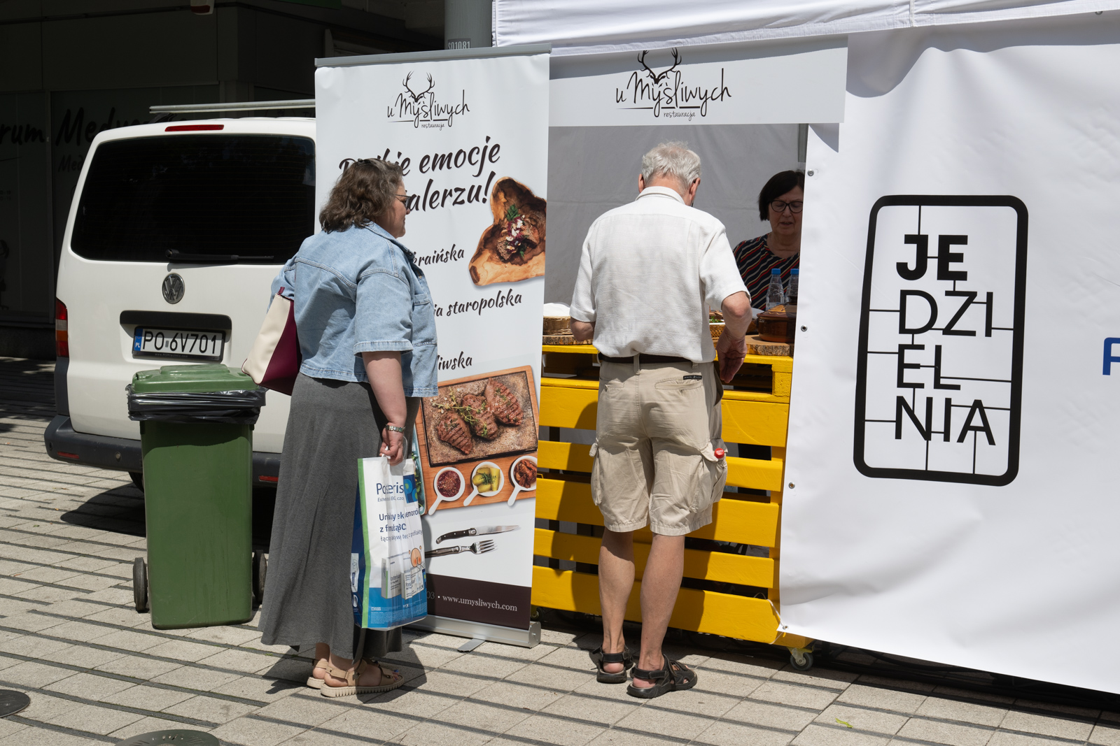 Dania z restauracji za pół ceny. To kolejna edycja „Jedzielni”