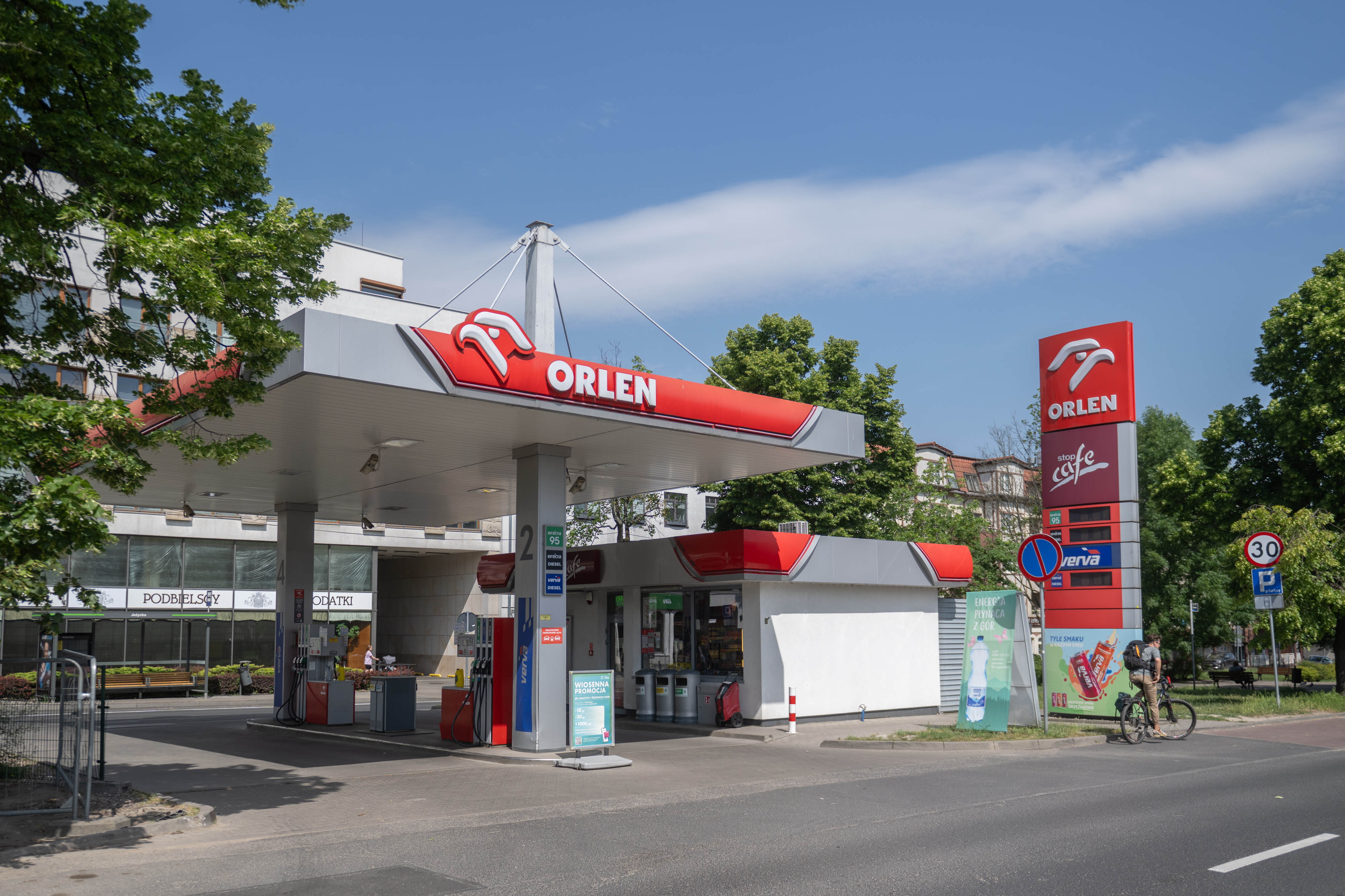 To już jej koniec. Znika śródmiejska stacja paliw. Tankowaliście tu?