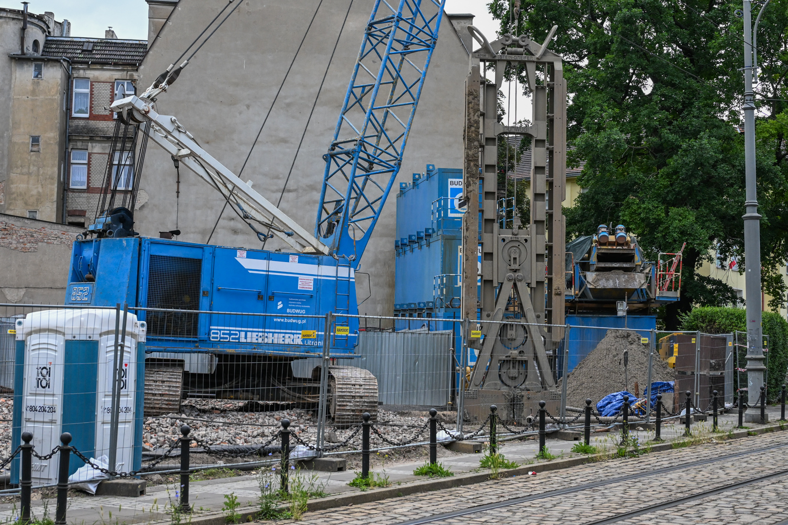 W centrum Poznania powstaje nowy hotel. Zobacz jak będzie wyglądał [ZDJĘCIA]