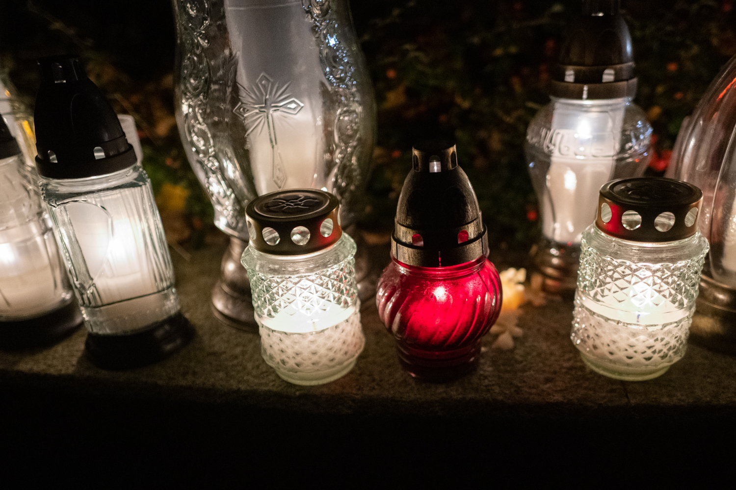 Wszystkich Świętych: Więcej połączeń i miejsc do parkowania