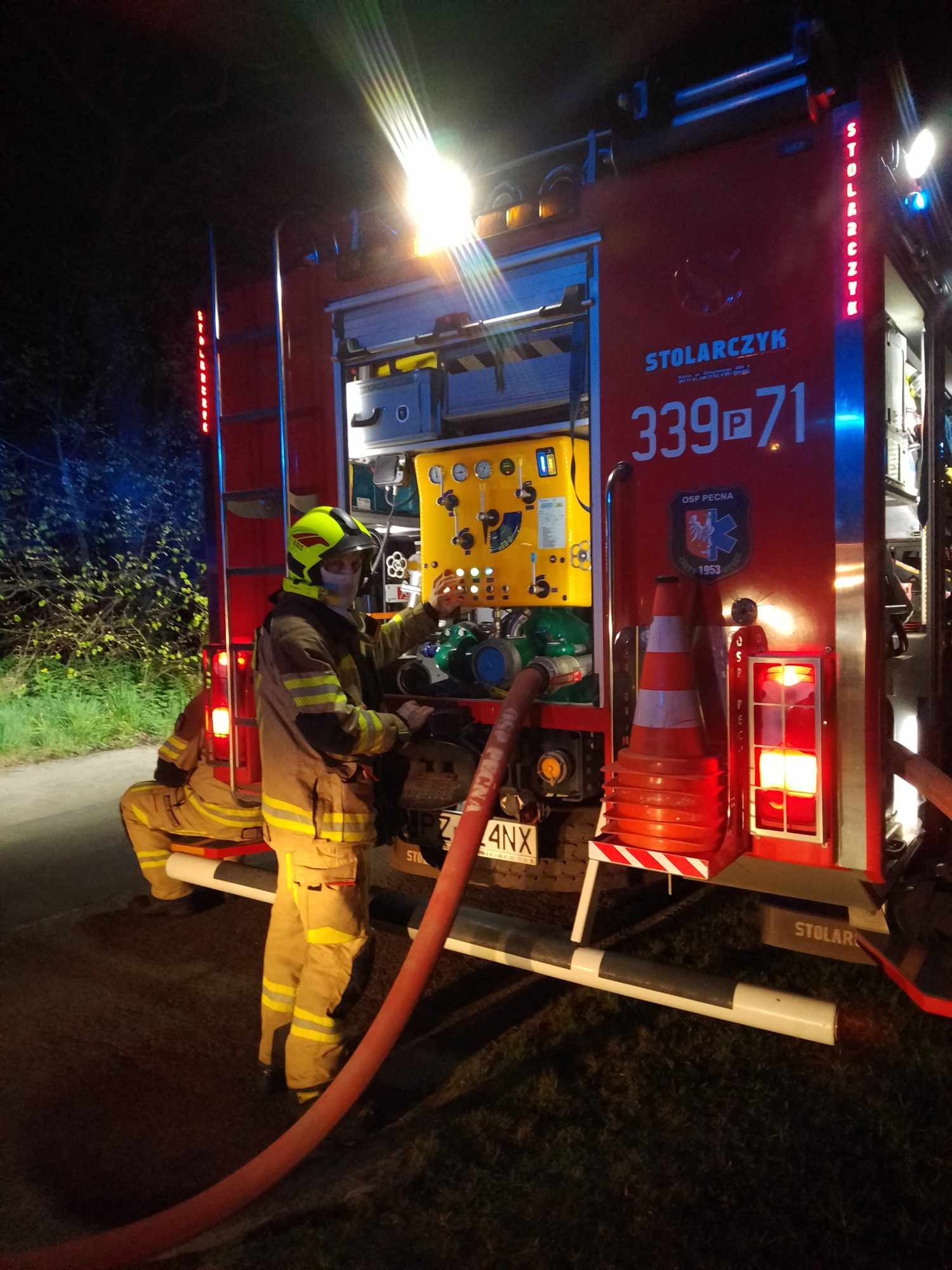 Pożar pod Poznaniem. Strażacy interweniowali w nocy