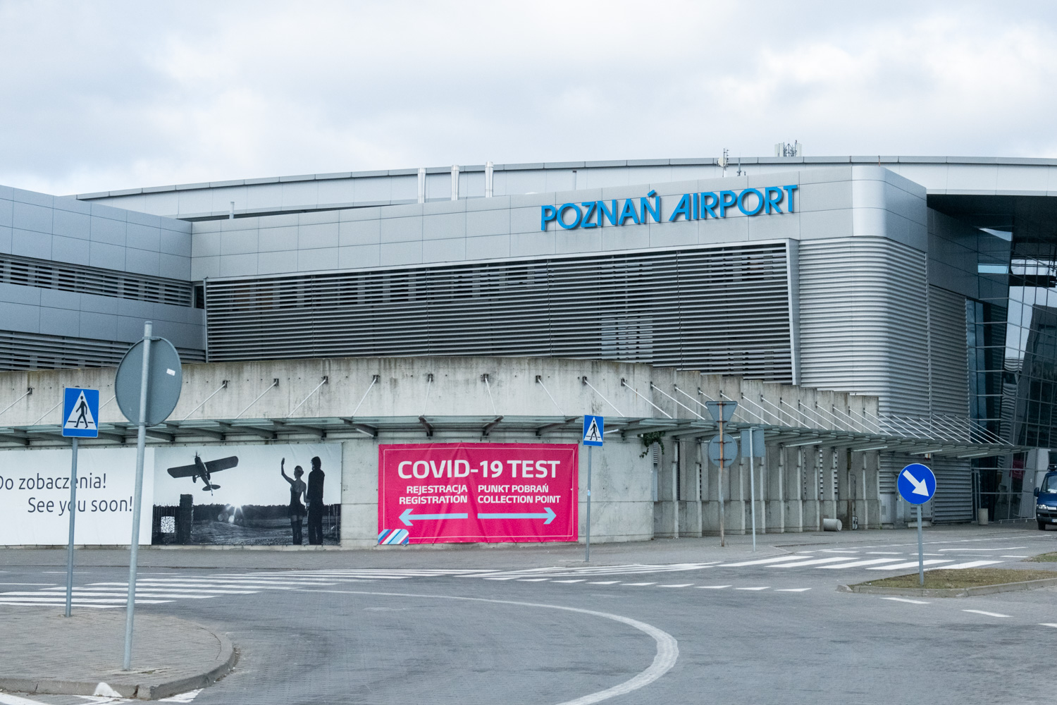 Przy lotnisku powstaje centrum handlowe. Kierowcom i pasażerom będzie trudniej