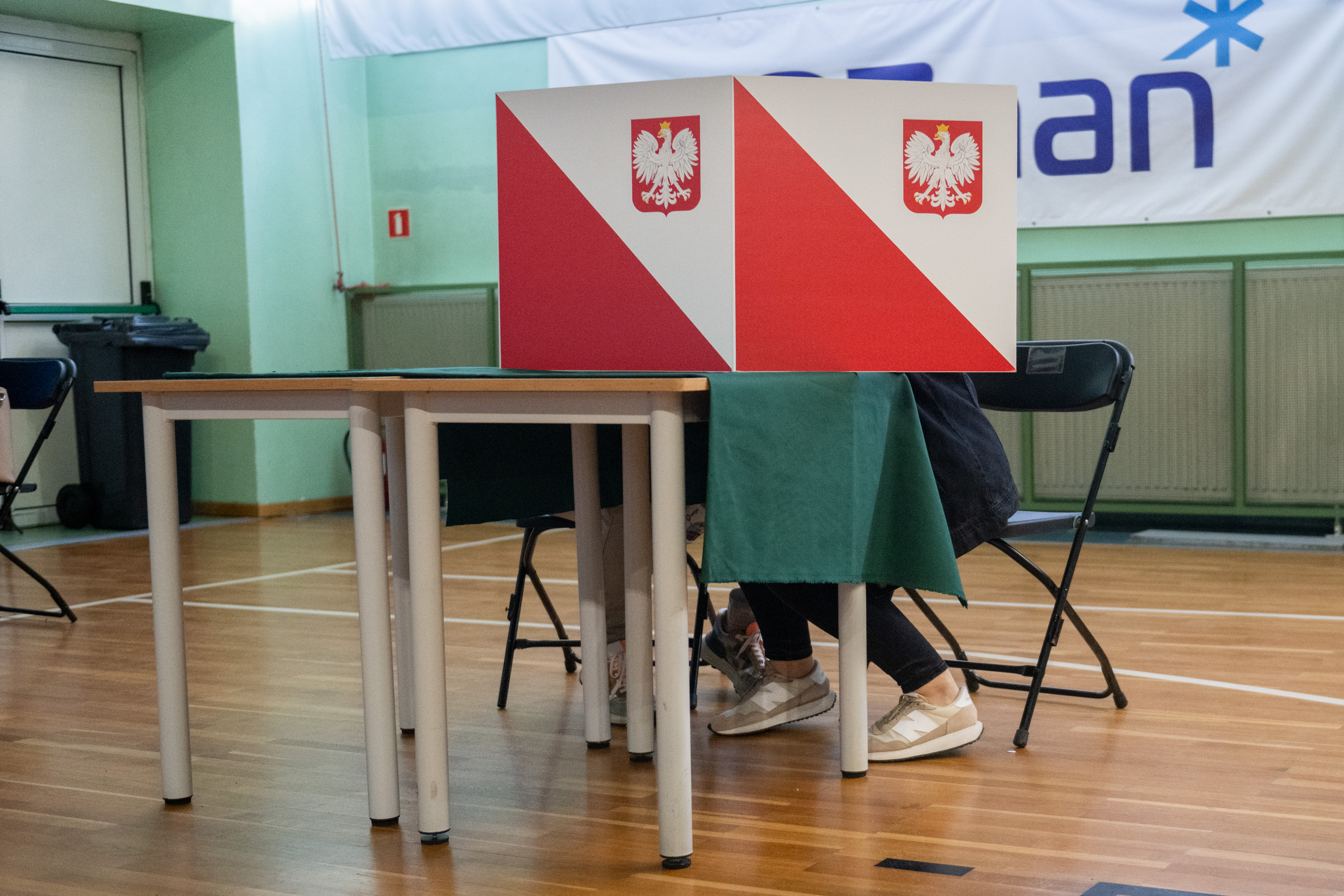 Zagłosują w Poznaniu, choć w nim nie mieszkają. Wiemy, ile osób dopisało się do list wyborców