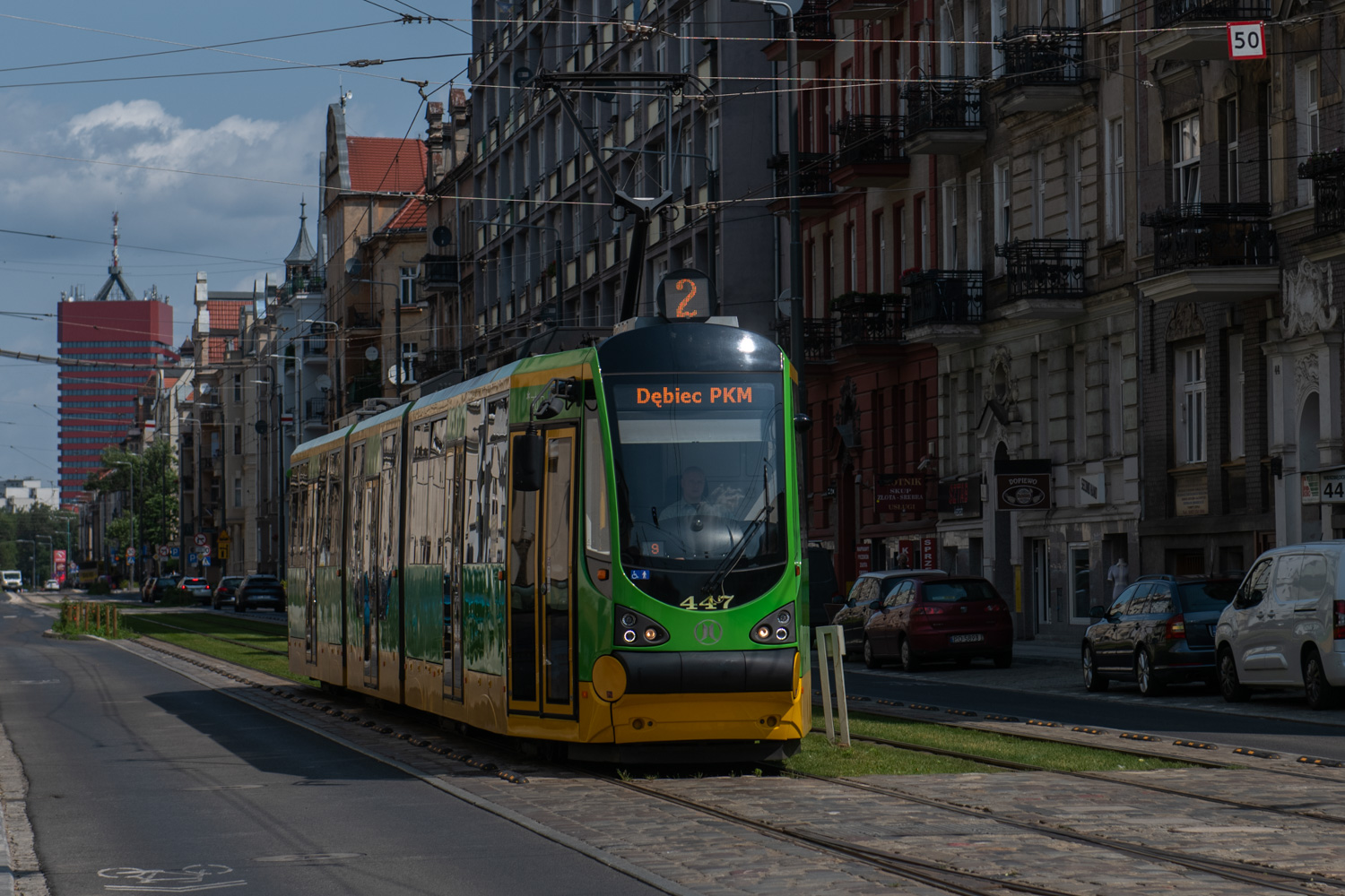 Kobieta wypadła z tramwaju. Wiemy, w jakim jest stanie. Policja bada sprawę