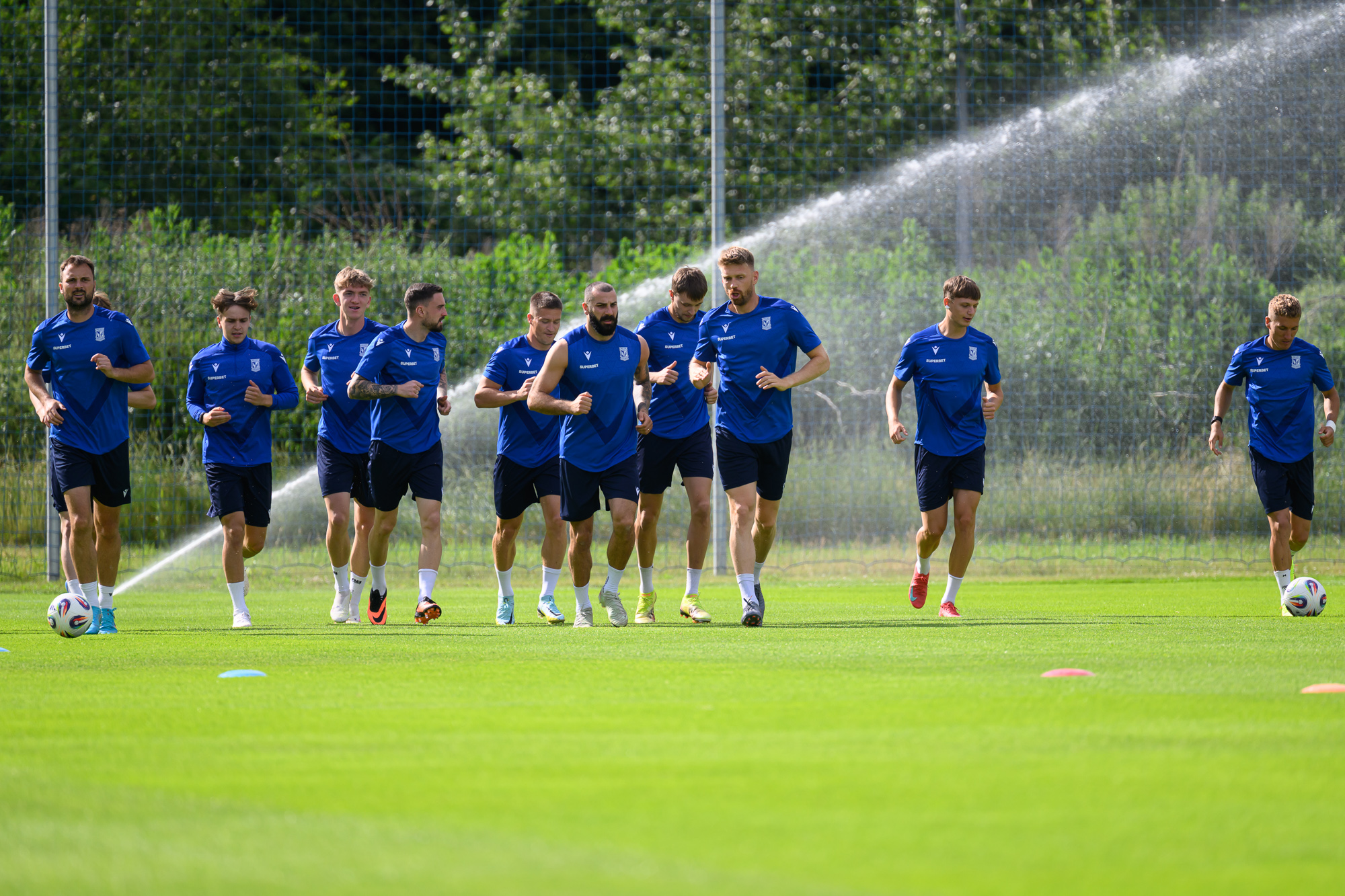 Barcelona znalazła w Lechu Poznań następcę Lewandowskiego. Padła astronomiczna kwota