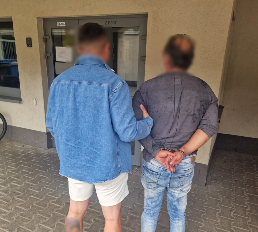 Rom pracował jako „odbierak”. Chciał oszukać 77-latkę
