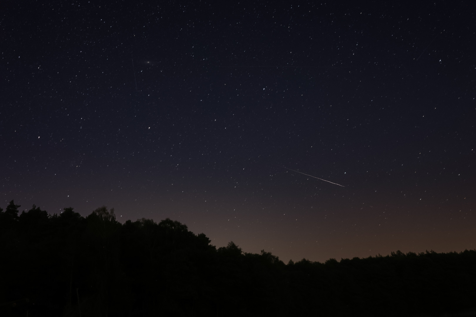 Najważniejsze astronomiczne zjawisko tego lat. choćby 100 zjawisk meteorytów w ciągu godziny