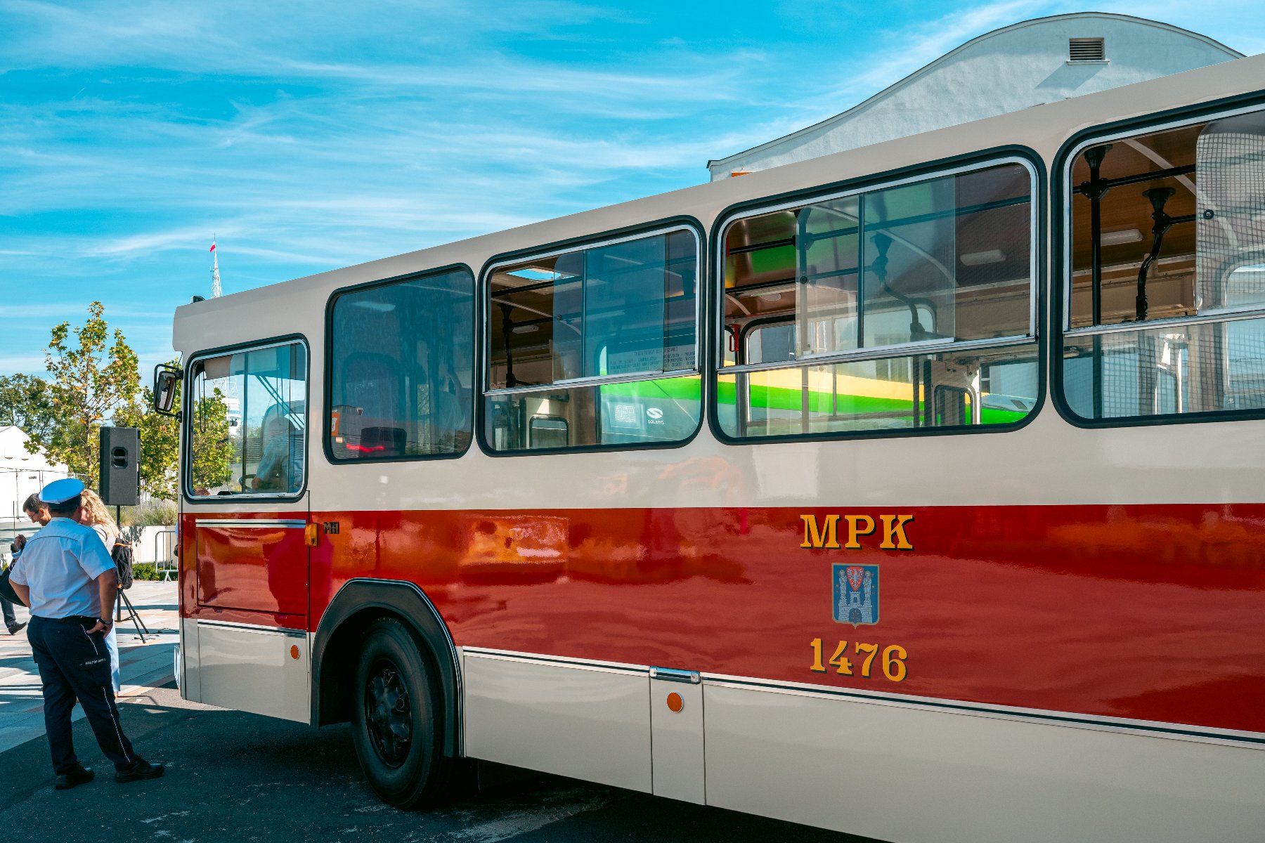 Wielka parada autobusów na 100-lecie komunikacji