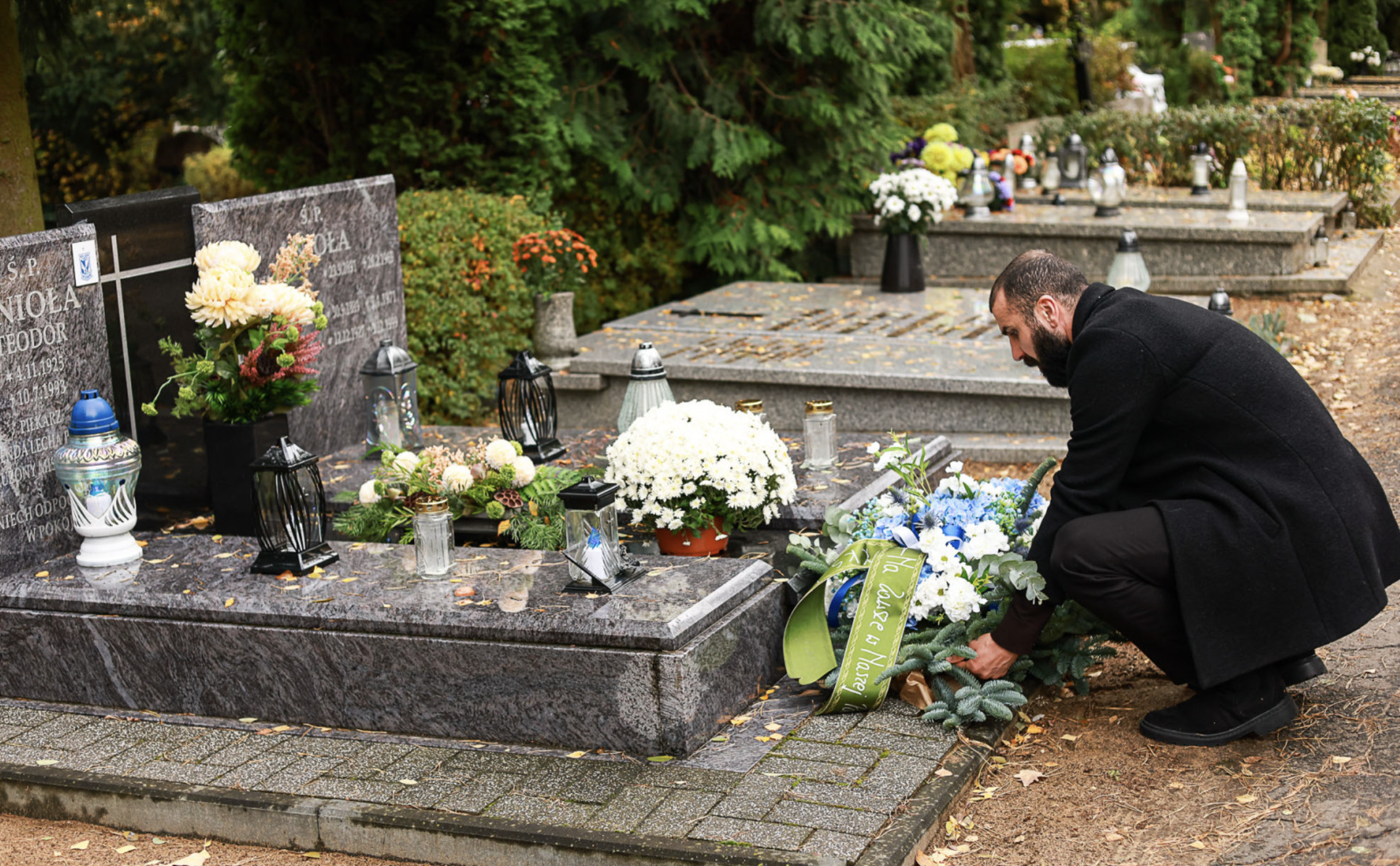 Mikael Ishak odwiedził grób Teodora Anioły. Symboliczny gest kapitana Lecha