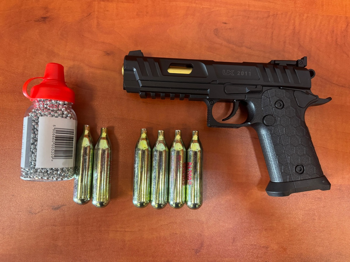 Strzelał do ojca z broni pneumatycznej