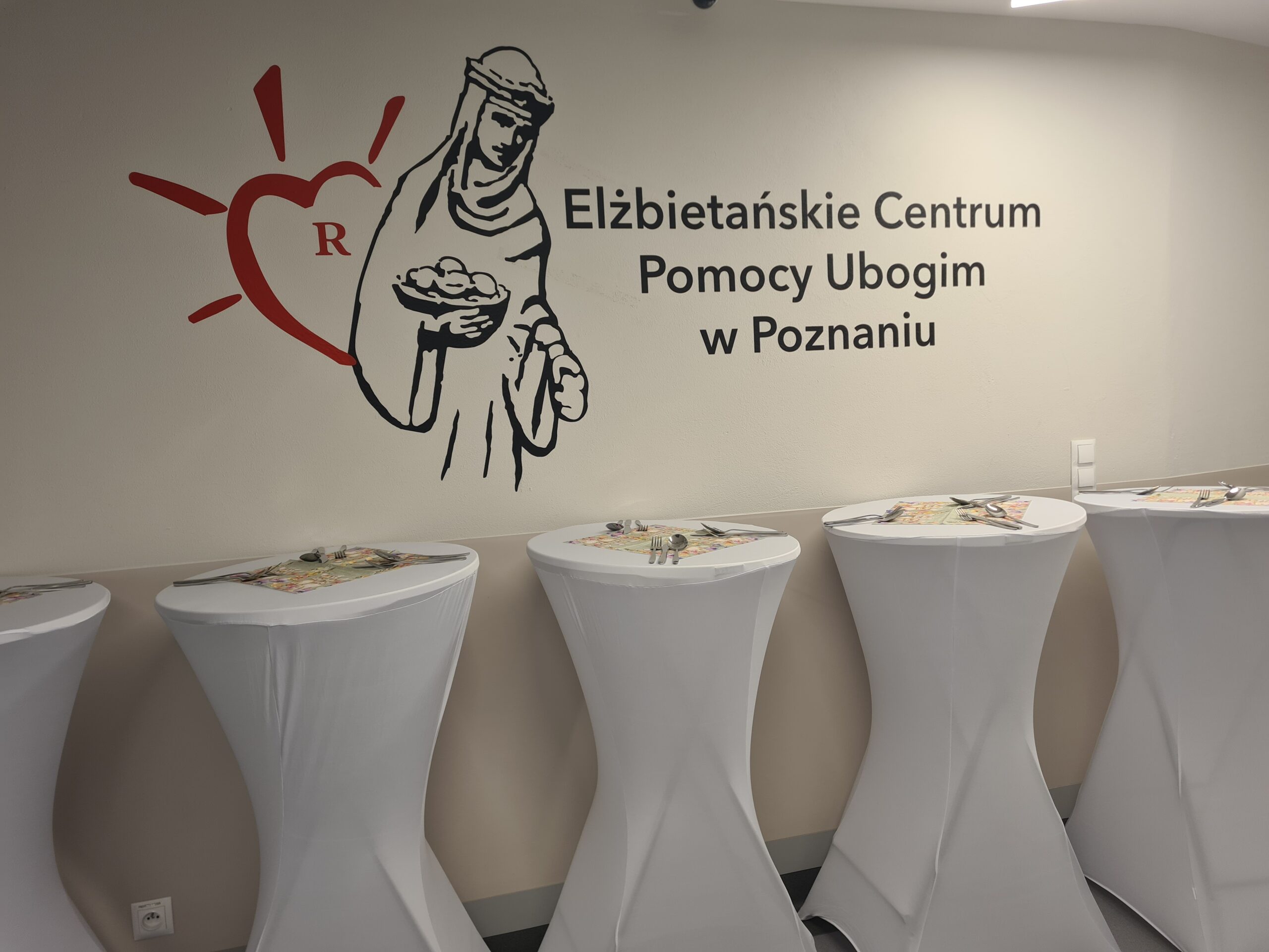 „Mam nadzieję, iż dożyję końca tych remontów”. Elżbietanki zbierają na Centrum Pomocy Ubogim