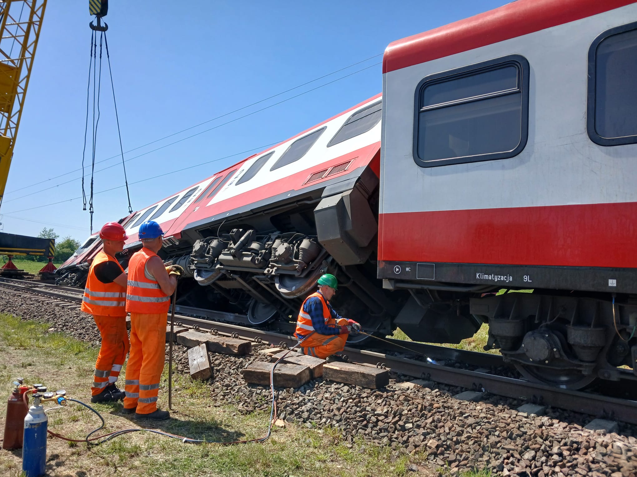 PLK wydała komunikat w związku z katastrofą kolejową