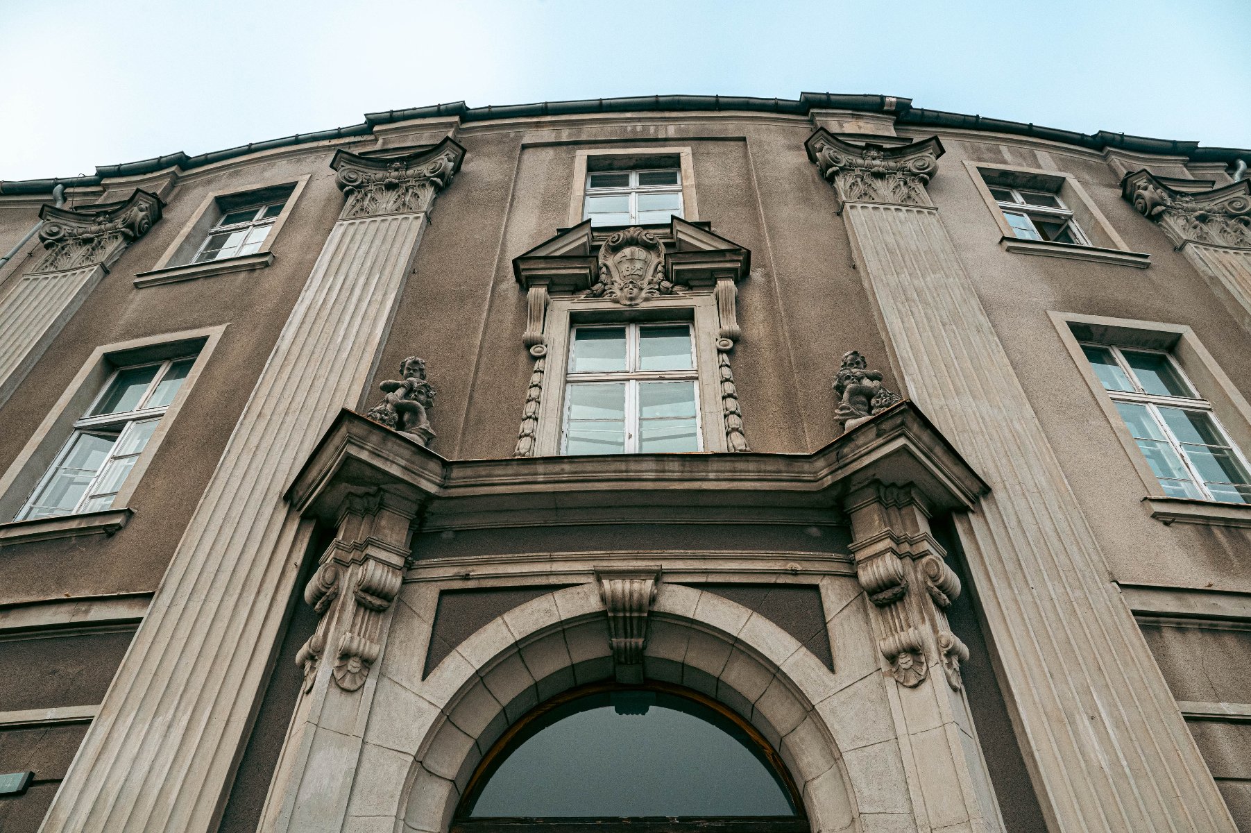 Miał być remont i przeprowadzka w 2026 roku. Szkoła muzyczna wciąż czeka na nowy dom