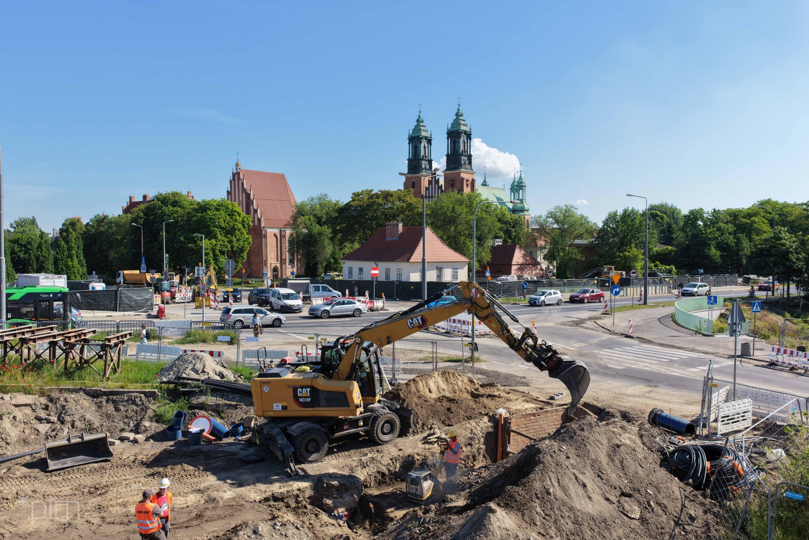 Po moście nie ma już śladu. Powstanie nowy, ale najpierw kolejne zmiany dla Poznaniaków